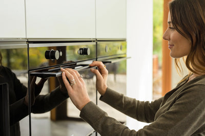 Load image into Gallery viewer, Franke Mythos Microwave - FMY 45 MW BK

